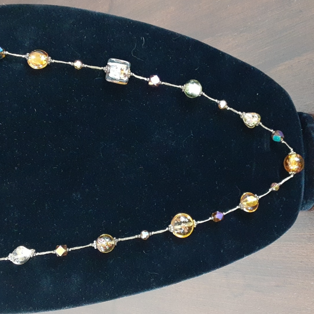 Ladies Necklace by Premier Design